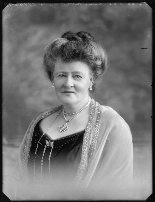 Hon. esmé smyth npg x120444