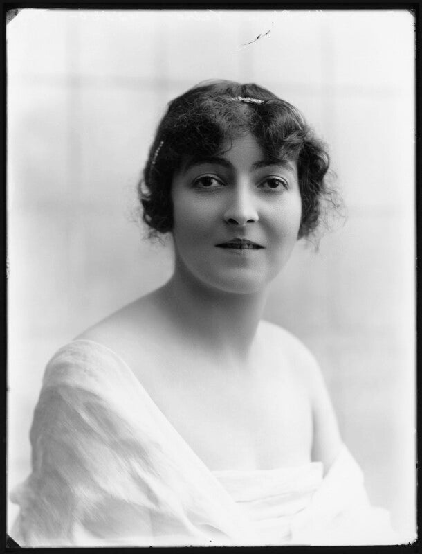 Rhona vedra npg x103210