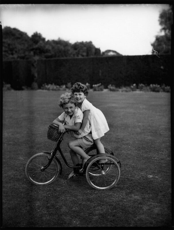 Julian david smith; (esther) joanna smith npg x153159