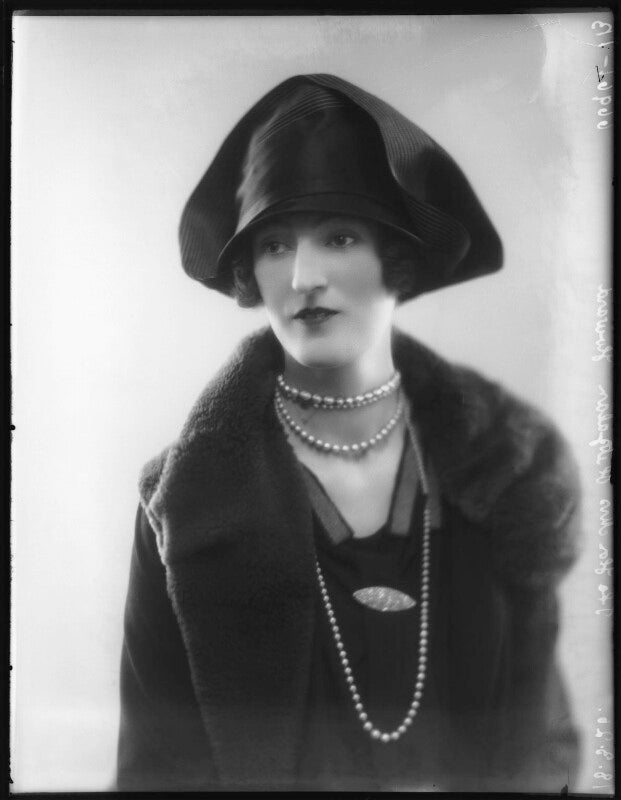 Joyce elizabeth mary (née langdale), viscountess fitzalan of derwent (later countess fitzwilliam) npg x123628