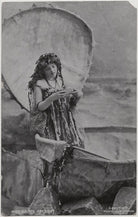 Gladys Violet Archbutt NPG x198173