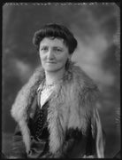 Mary Florence Gordon (née Clixby), Marchioness of Aberdeen and Temair NPG x80959