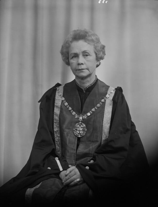 Dame olga nikolaevna uvarov npg x171691