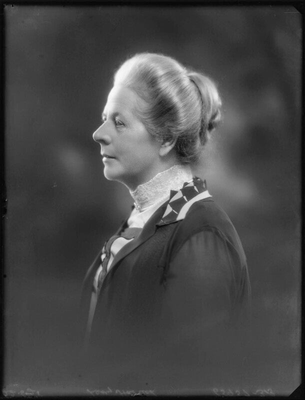 Margaret ethel (née gordon), lady harlech npg x123390