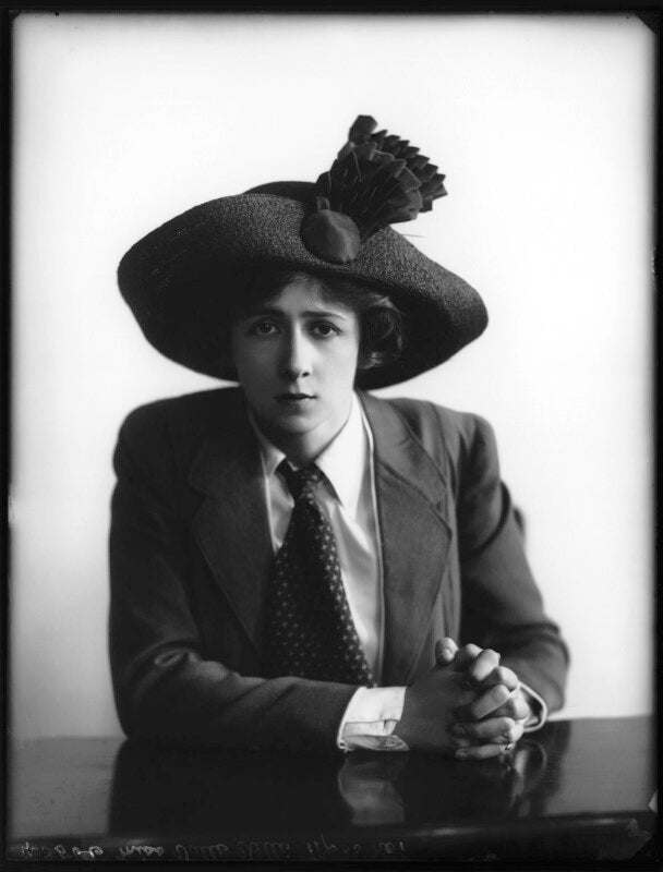 Valli valli (née valli knust) npg x101925