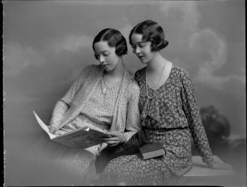 Molly le bas; gwen le bas npg x70286