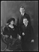 Marjorie Blanche Eva Duncombe (née Greville, later Beckett), Countess of Feversham of Ryedale; Charles Duncombe, 3rd Earl of Feversham; Hon. David William Ernest Duncombe NPG x36666