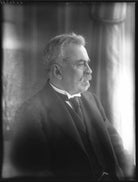 Nikolaos Kalogeropoulos NPG x120806