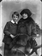 Roger Charles George Chetwode; Alice Hester Camilla (née Cotton), Lady Chetwode NPG x33364