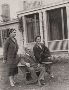 Lillian Ward; Ramsay MacDonald; Ishbel MacDonald NPG x139625