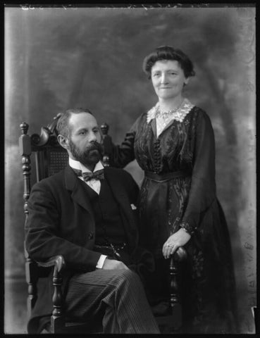 George Gordon, 2nd Marquess of Aberdeen and Temair; Mary Florence Gordon (née Clixby), Marchioness of Aberdeen and Temair NPG x80958