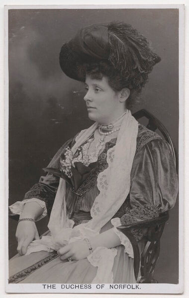 Gwendolen Mary Fitzalan-Howard (née Constable-Maxwell), Duchess of Nor ...