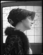 Valli Valli (née Valli Knust) NPG x101938