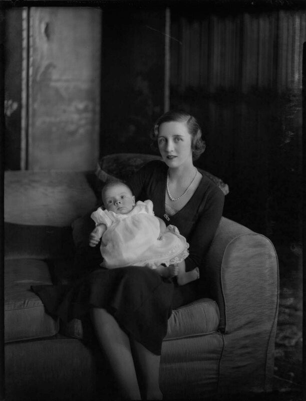 Alastair pinckard leslie; coral angela leslie (née pinckard) npg x151632