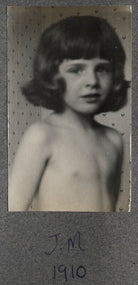 Julian Vinogradoff (née Morrell) NPG Ax140255