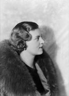 Winifred Alice d'Anyers (née Willis), Countess de Salis NPG x179322