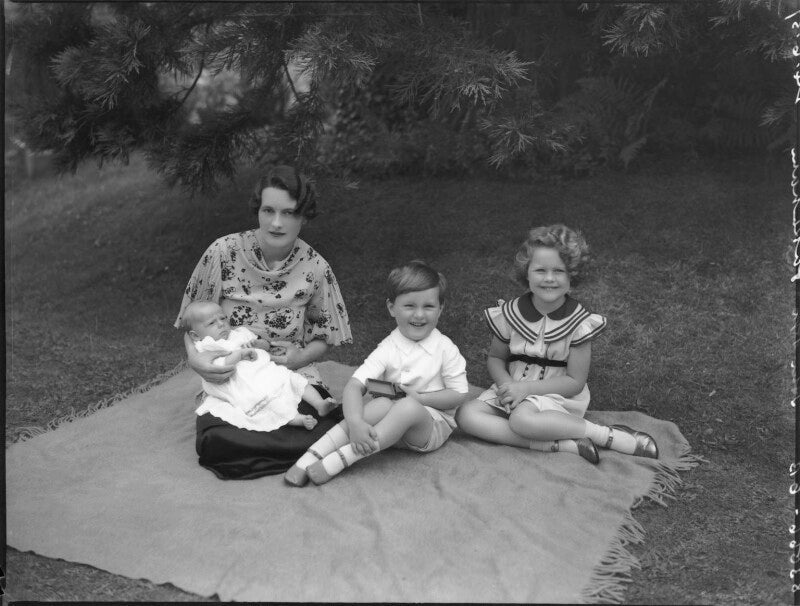 'The Pakenham family' Greetings Card – National Portrait Gallery Shop