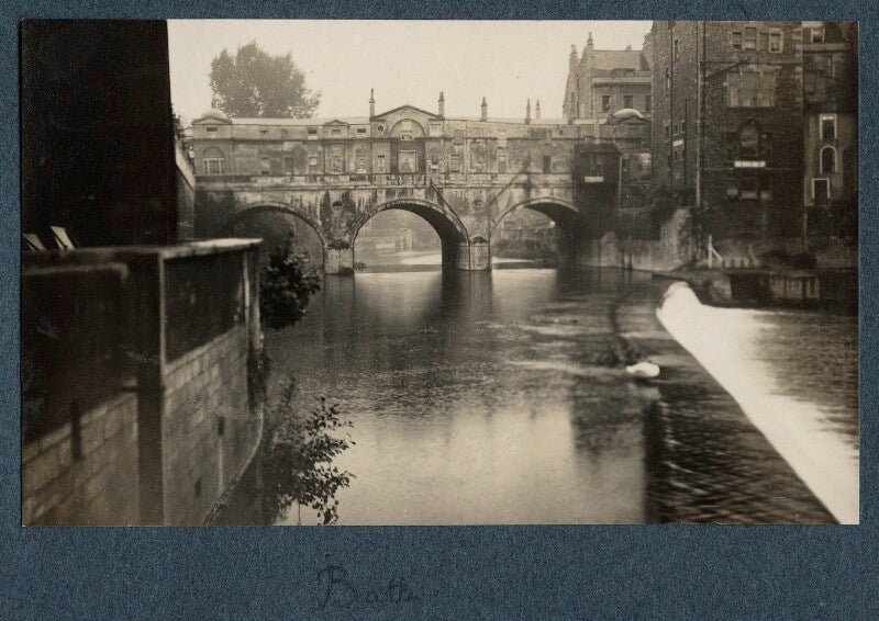 'bath' npg ax142246