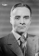 Richard Llewellyn (Richard Dafydd Vivian Llewellyn Lloyd) NPG x23593