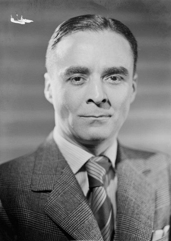 Richard llewellyn (richard dafydd vivian llewellyn lloyd) npg x23593