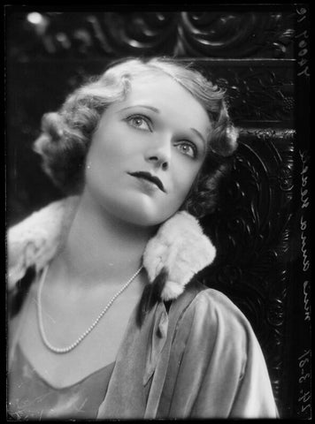 Anna Neagle NPG x154972