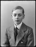 Edward Southwell Russell, 26th Baron de Clifford NPG x120911