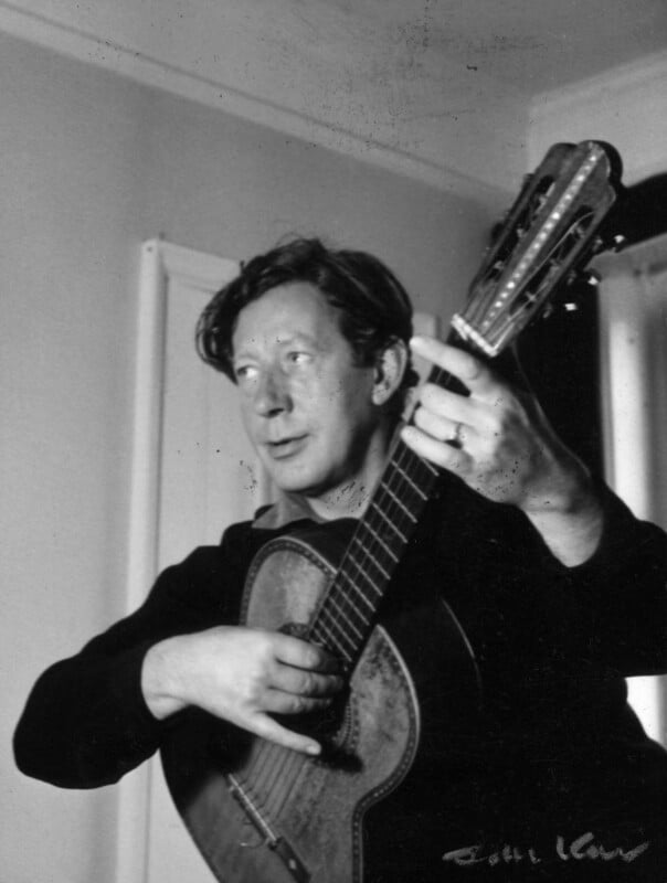 Laurie lee npg x88805