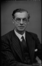 Sir Julian Huxley NPG x32633