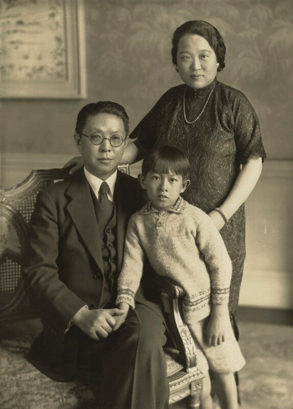 Quo tai chi; madame quo tai chi with their son merlin quo npg x85773