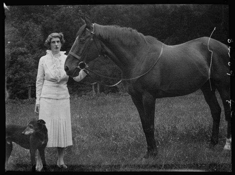 Marigold rosemary joyce (née lubbock), countess of londesborough (later mrs de lubicz bakanowski) npg x155586