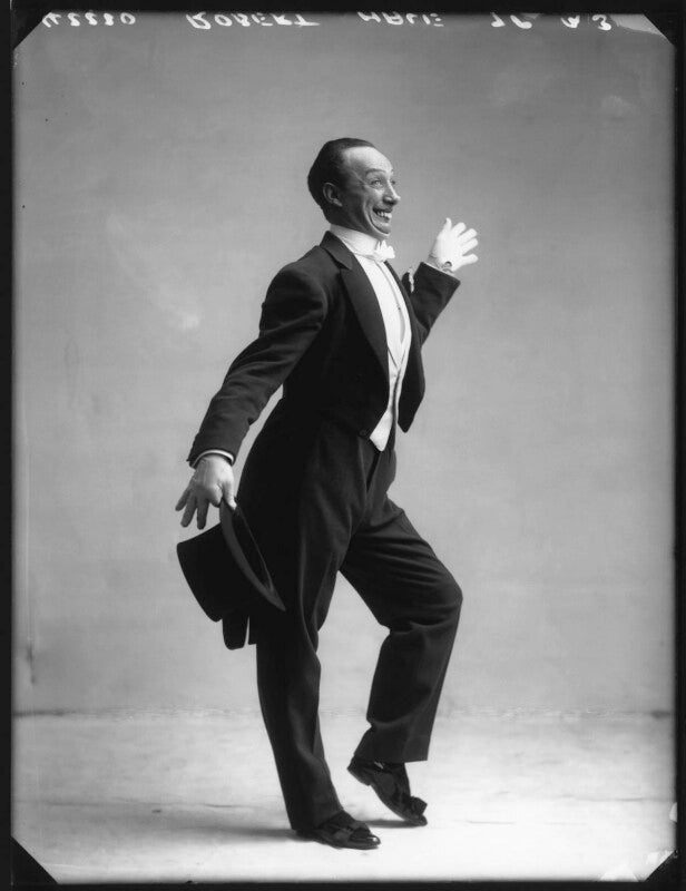 Robert hale (john robert hale munro) as mr george grossmith in '8d. a mile' npg x80170