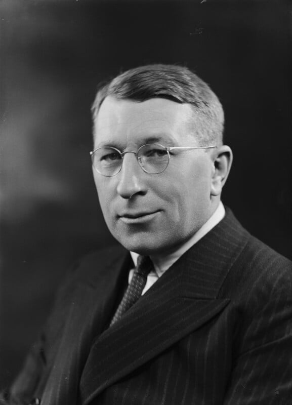 Sir frederick grant banting npg x179405