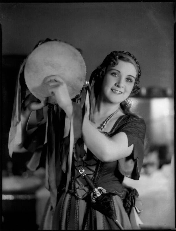 Ann drummond grant as elsie maynard in the 'yeoman of the guard' for the d'oyly carte opera company npg x81326