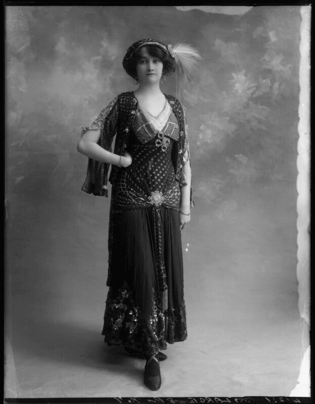 Freda large npg x102516