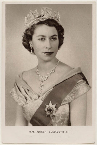 Queen Elizabeth II NPG x138882