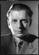 Tom Harnett Harrisson NPG x11716