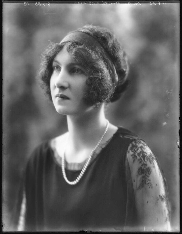 Hon. mrs kenneth williamson npg x122515