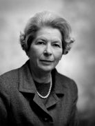 Alice Brooks (née Davis), Lady Sherfield NPG x172298