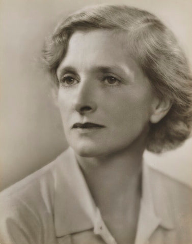 Dame Gladys Cooper NPG x6385