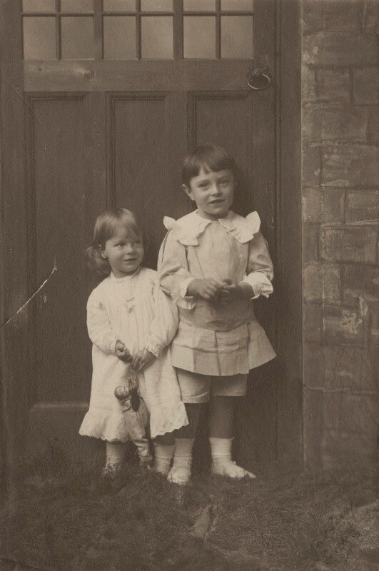 Cecily jane swinford shackleton; raymond swinford shackleton npg x36026