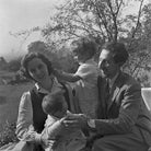 Oscar Nemon and family NPG x199981