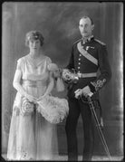 Lilian Brenda (née Mander), Lady Hickman; Sir Alfred Edward Hickman, 2nd Bt NPG x74903