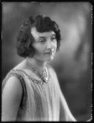 Winifred Melville (née Francis), Lady Stuart-Menteth NPG x123908