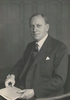 Sir Reginald Wildig Allen ('Rex') Leeper NPG x29126