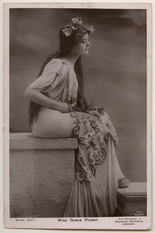 Grace Vernon Webber (née Pinder) NPG x193973