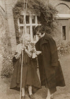 Mary Sargant-Florence; Alix Strachey NPG x24024