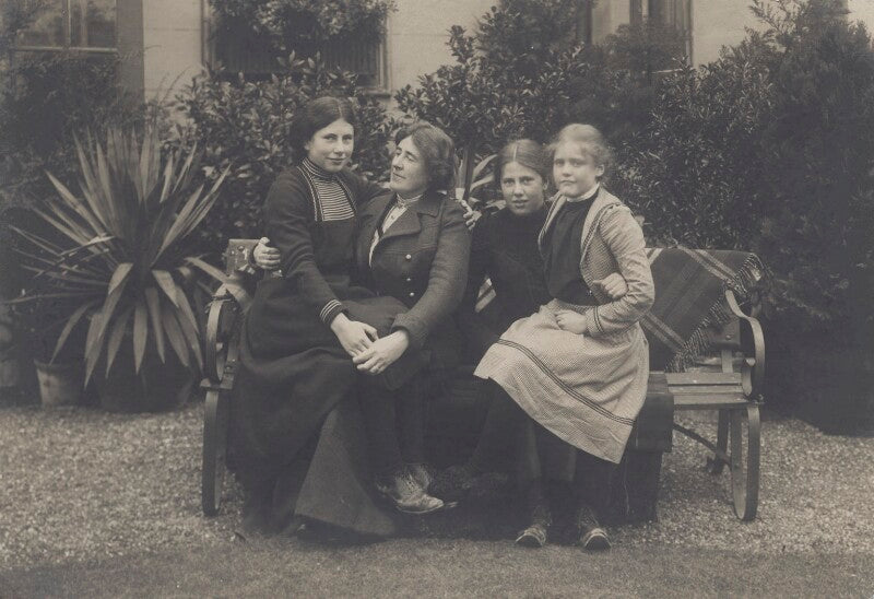 Karin, mary, ray and 'pug' npg ax160715