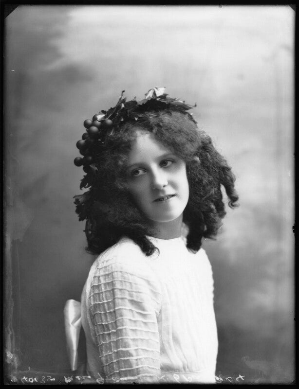 Grace nolan npg x103282