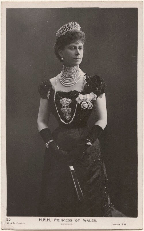 Queen mary npg x196446