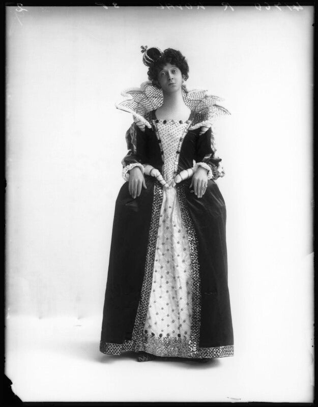 René koval as queen bess in 'kill that fly' npg x102923